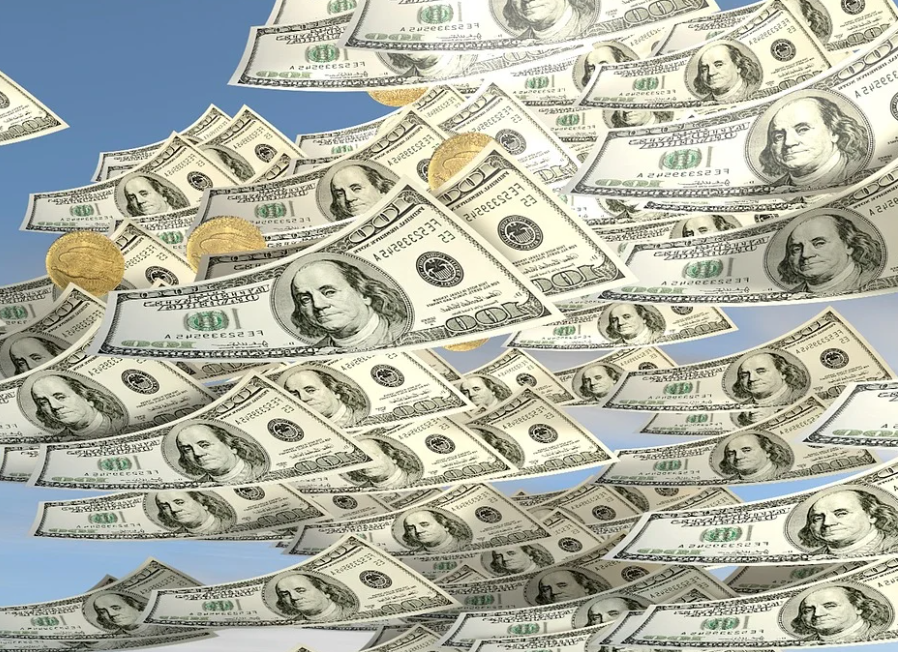 국내 ETF vs 미국 ETF – 투자 방향 어떻게 결정할까?